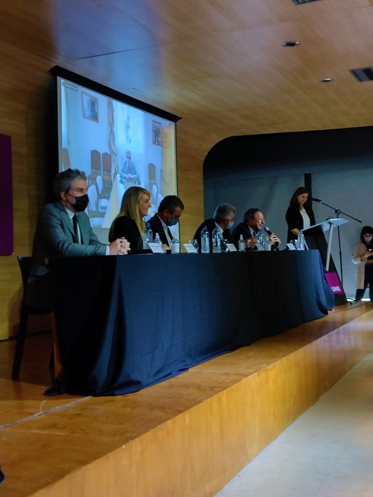 2 Congresos en 1: Apertura del XV Congreso Nacional de Ciencia Política ...